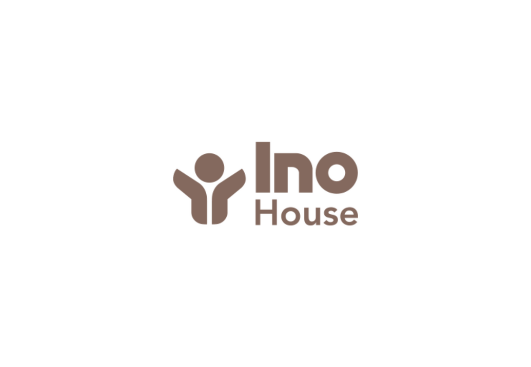 InoHouse logotipas - moduliniai ir skydiniai namai su bio kompozito (WPC) fasadų apdaila